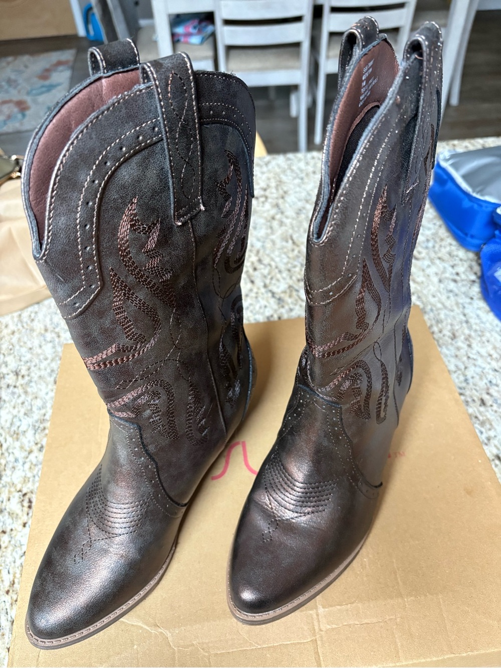 Sugar Women's Metallic Brown Western Heeled Boots